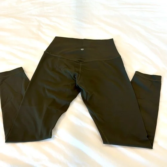 Olive green ALIGN leggings 25” - Picture 2 of 3